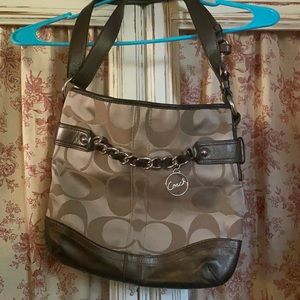 Medium Coach bag